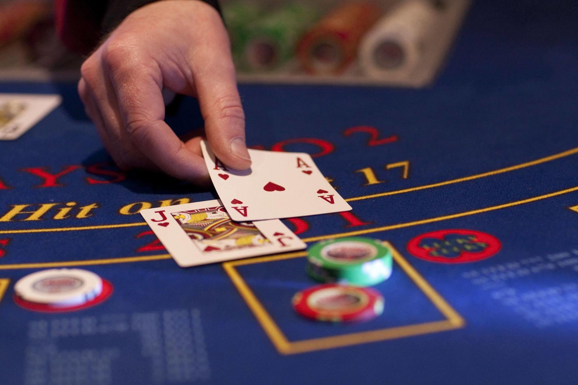 Hotel Casino New Nouveau Brunswick 멍크턴 외부 사진